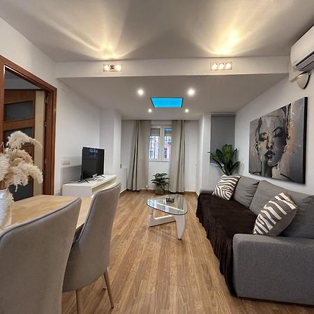 Lujo A Tu Alcance Con Spa Y Garaje Pleno Centro Huelva Kültér fotó