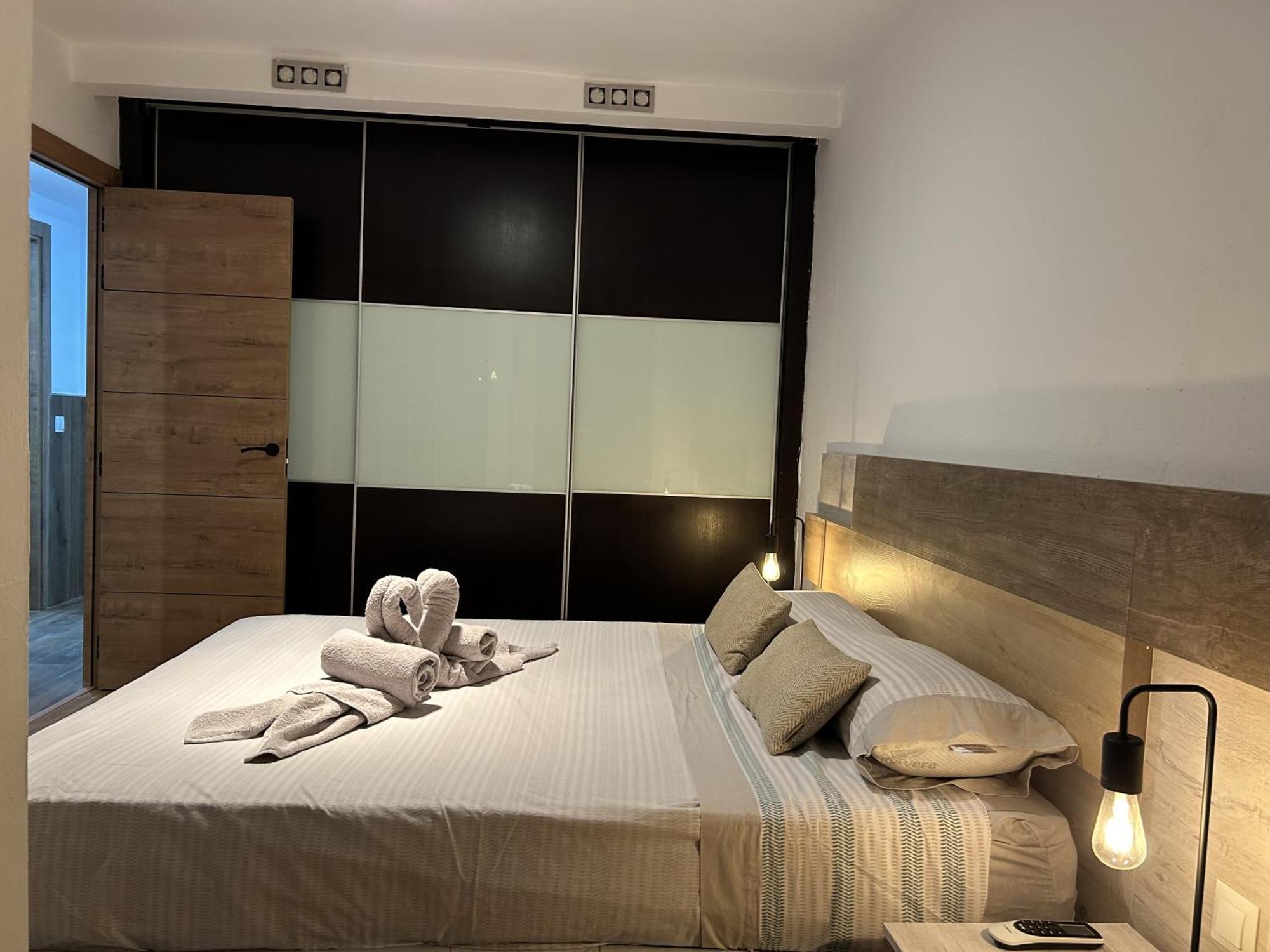 Lujo A Tu Alcance Con Spa Y Garaje Pleno Centro Huelva Kültér fotó