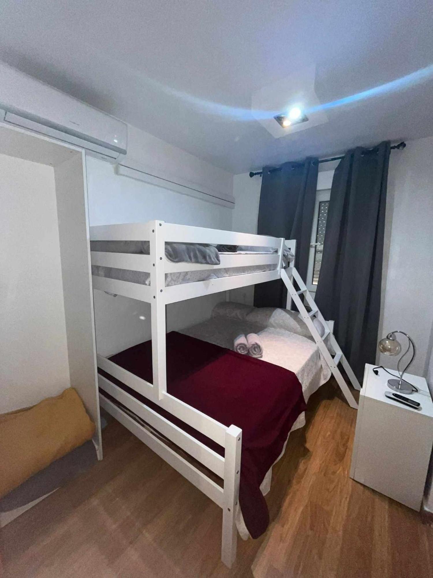 Lujo A Tu Alcance Con Spa Y Garaje Pleno Centro Huelva Kültér fotó